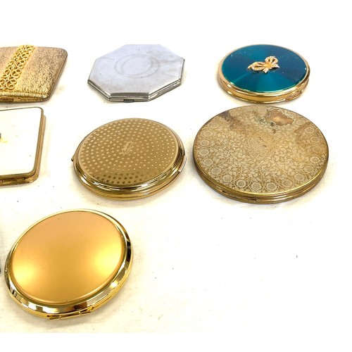 100 - Selection of vintage ladies compacts