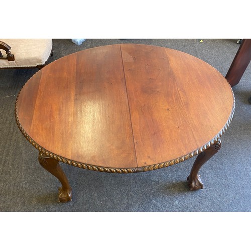 397 - Mahogany pie crust wind out table, with ball and claw feet, 2 leaves, overall good condition, approx... 