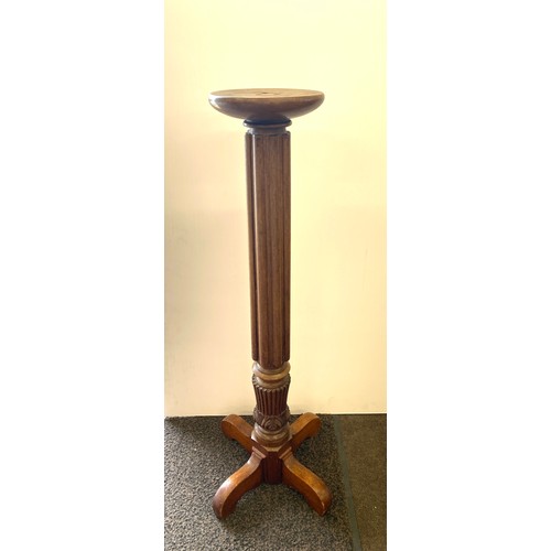 419 - Vintage pedestal plant stand, measures approx 38.5