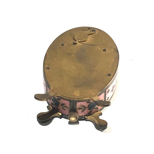 548 - 19th century pink guilloche enamel boudoir desk clock with cherub panels and Watteauesque panel of l... 