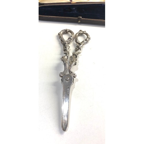 24 - Fine boxed silver grape shears ornate grape vine and grape scissor handles measures approx 19cm long... 