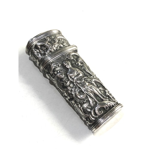 28 - Fine antique silver etui decorative embossed silver case fitted interior please see images for detai... 