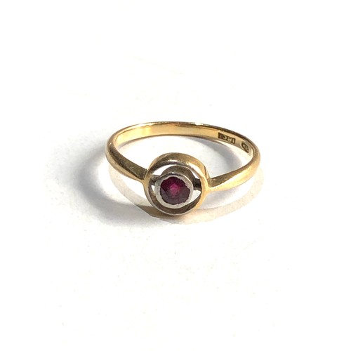 286 - 18ct gold antique swedish C G Hallberg ruby ring (1.5g)