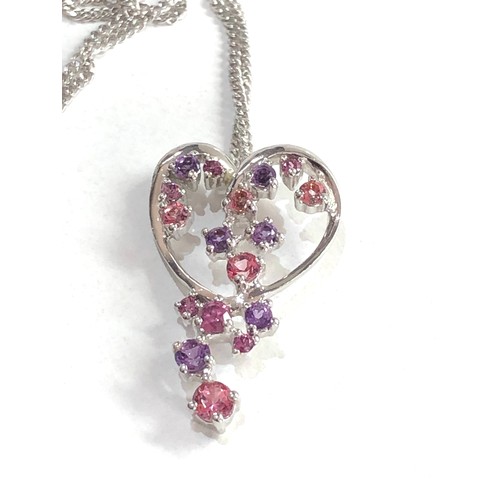 354 - 9ct white gold heart gemstone detail pendant necklace (4.1g)