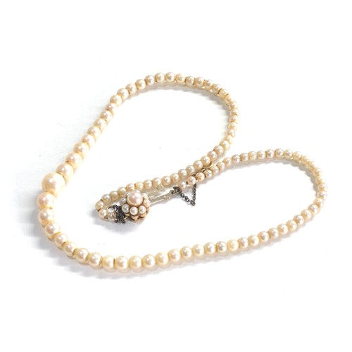 356 - Antique 9ct gold clasped graduated pearl necklace with pearl clasp 14.2g