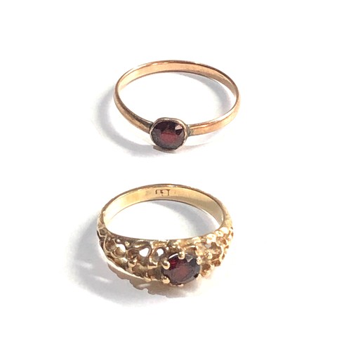 289 - 2 x 9ct gold dress rings  (3g)