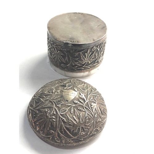 54 - Asian silver lidded round box leaf embossed measures approx 7.6cm dia height 6.7cm weight 146g xrt a... 