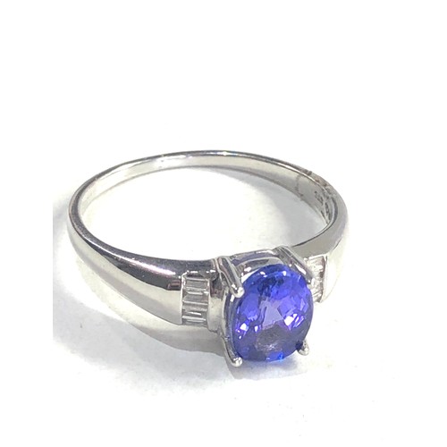 70 - Certificated 18ct white gold tanzanite and diamond ring 1.20ct and 0.10ct diamonds weight 4g