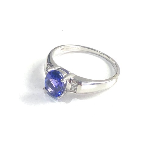 70 - Certificated 18ct white gold tanzanite and diamond ring 1.20ct and 0.10ct diamonds weight 4g