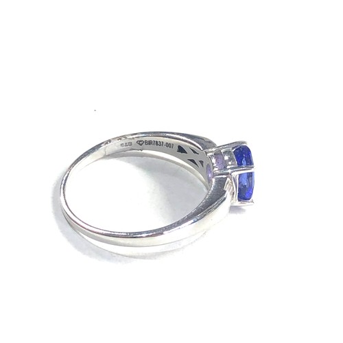 70 - Certificated 18ct white gold tanzanite and diamond ring 1.20ct and 0.10ct diamonds weight 4g