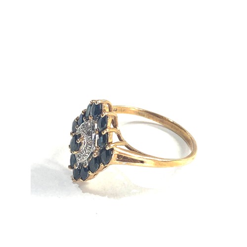 72 - 9ct gold sapphire and diamond ring 2.8g