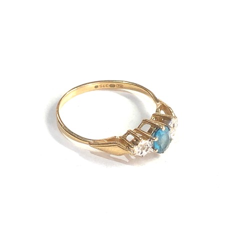 91 - 9ct gold diamond & topaz ring 1.7g