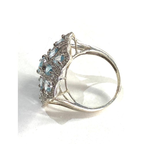 92 - 9ct white gold diamond & aqua ring 7g