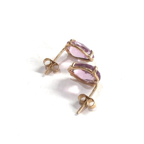 121 - 9ct gold amethyst earrings 2.9g