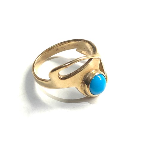 143 - 9ct celtic style turquoise ring 3.8g