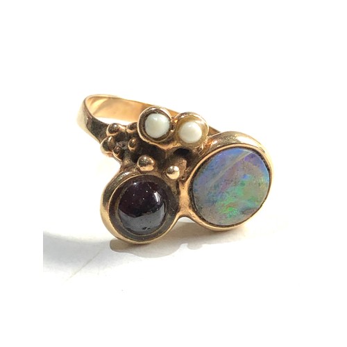 146 - 9ct gold opal garnet & pearl ring 6g