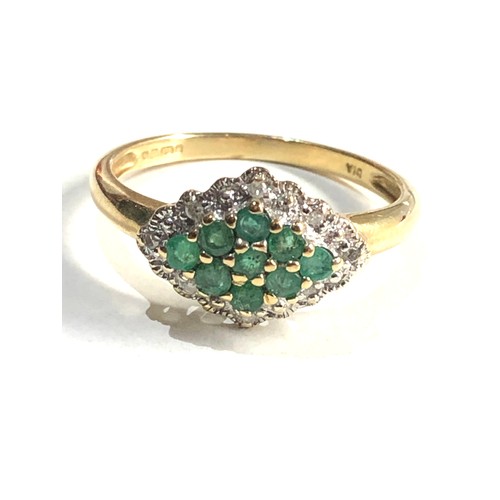 152 - 9ct gold emerald & diamond ring 2.3g