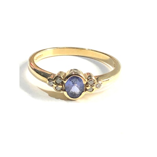 157 - 9ct gold diamond & tanzanite ring 2g