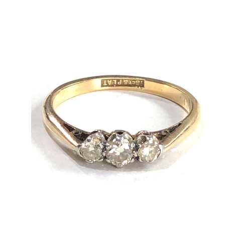 177 - 18ct gold diamond ring 1.9g