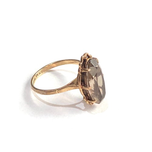 185 - 9ct gold smoky quartz ring 2.8g