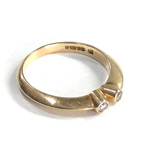 194 - 9ct gold diamond ring 2.1g