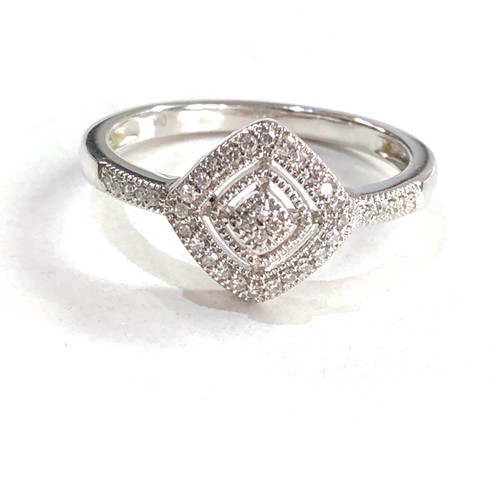 198 - 9ct white gold diamond ring 2.8g