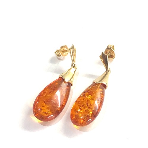 221 - 9ct gold amber earrings 3g