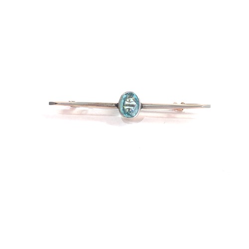 238 - Antique 9ct white and yellow gold blue stone bar brooch measures approx 5.5cm long weight 2.2g