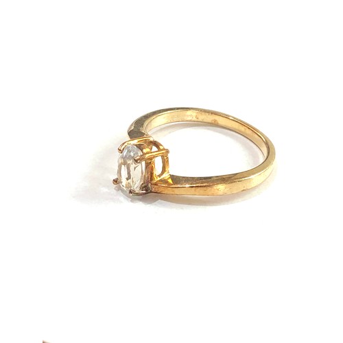 255 - 9ct gold & aqua ring 2.8