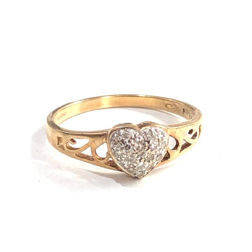 271 - 9ct gold diamond heart ring 2g