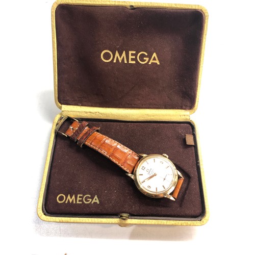 107 - Rare Vintage 1958 Omega Ranchero 30 mm 18ct gold case model No 2990/1 omega cal 267 manual wind move... 