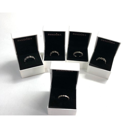 554 - 5 silver pandora rings boxed