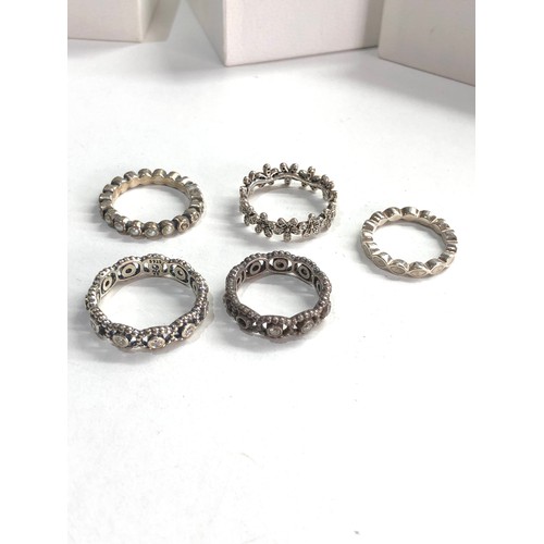 554 - 5 silver pandora rings boxed