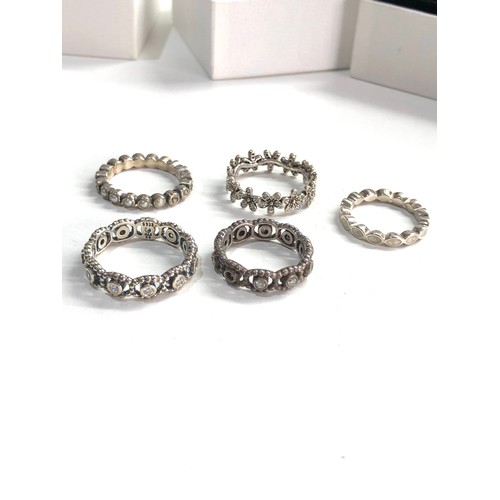 554 - 5 silver pandora rings boxed