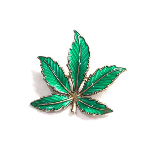 533 - Norway silver & enamel leaf brooch measures approx 42mm by 43mm