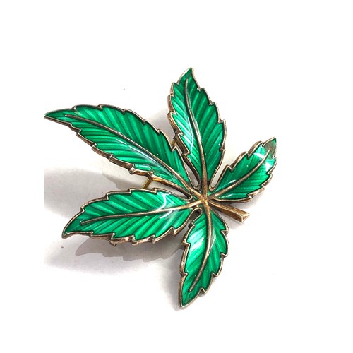 533 - Norway silver & enamel leaf brooch measures approx 42mm by 43mm