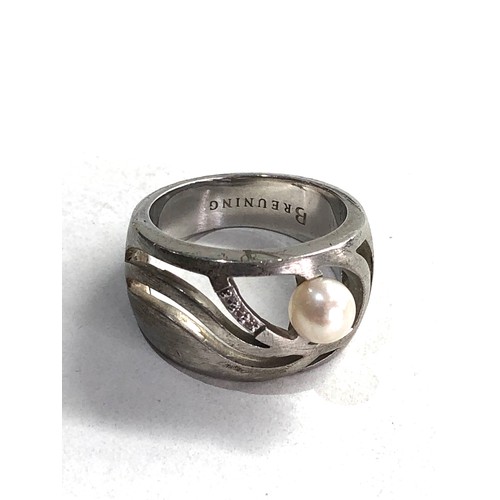 539 - Breuning silver designer ring