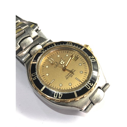 74 - Vintage Omega Seamaster Professional 200m Gents  quartz wristwatch two tone metal case battery requi... 