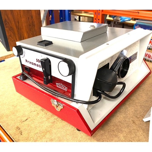 262 - Vintage Prizmatic 500 projector, as new in box