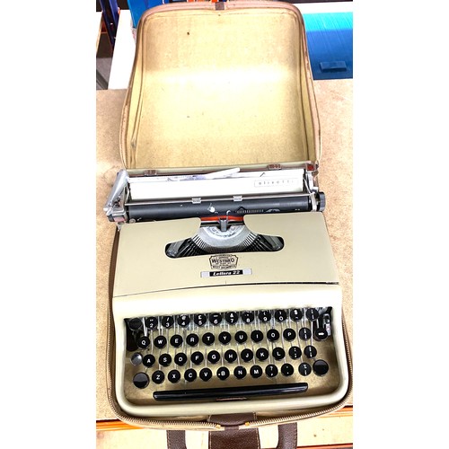 263 - Cased Letteraa 22 vintage type writer