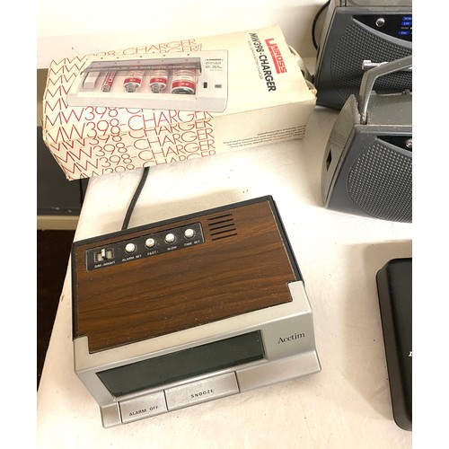 284 - Selection of electrical items includes ibico 1222 till, radios etc