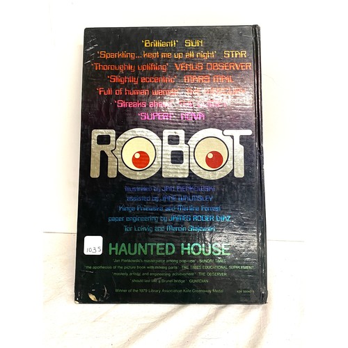 Jan Pienkowski Robot Pop-up Book Vintage 1981, some damage to spine
