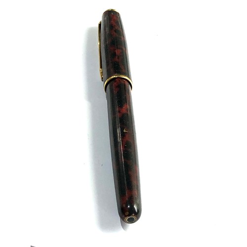 526 - 18ct gold nib parker fountain pen