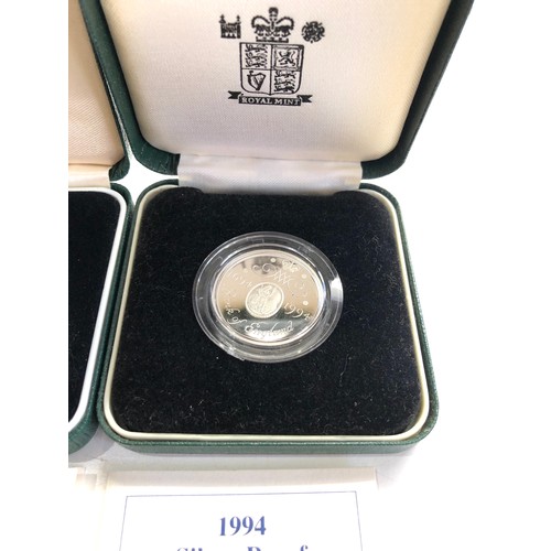 553 - 2 x 1995 & 1996  silver proof £2 Coins COA boxed second world war & commemorating the tercentenary o... 