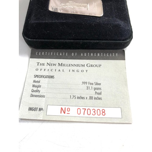 559 - New millennium silver ingot 1 oz fine 999 silver boxed