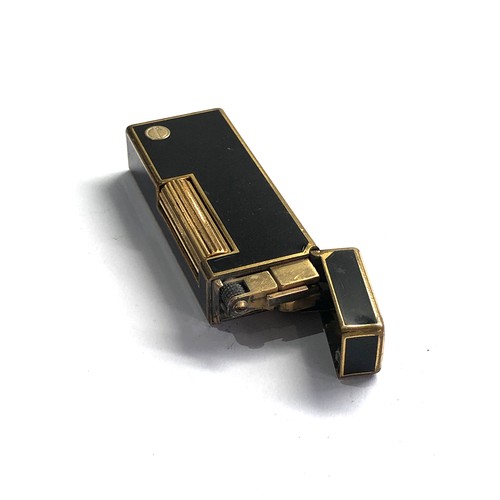 564 - Vintage Dunhill cigarette lighter