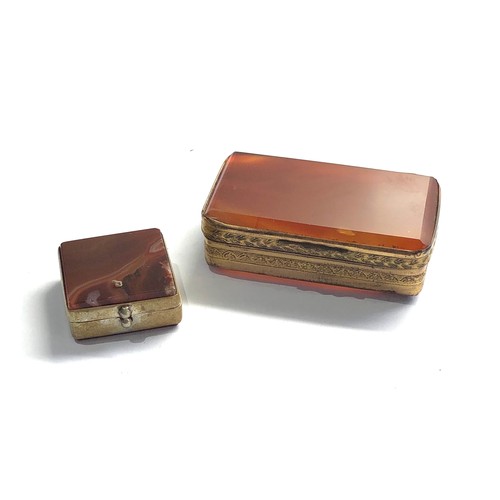 584 - Antique agate set snuff box & pill box