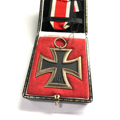 533 - Boxd ww2 german iron cross 2nd class with ribbon