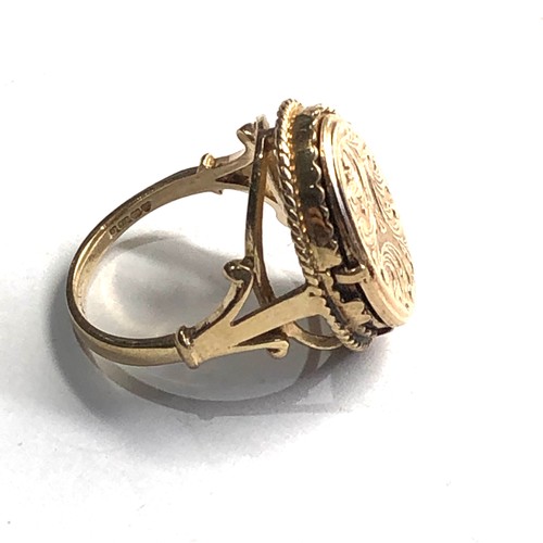 65 - 9ct gold locket ring weight 4.2g