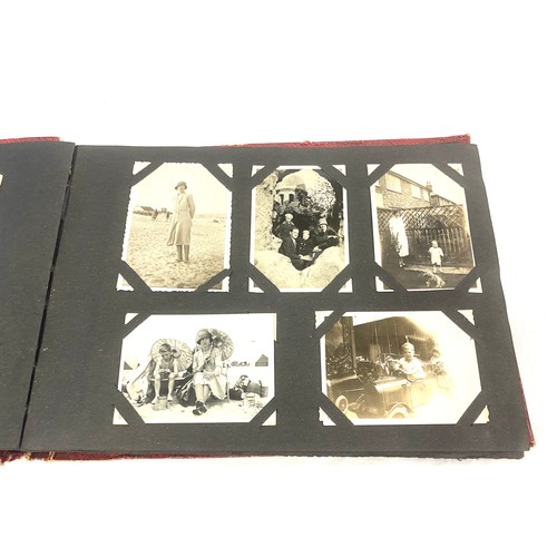 15 - Selection of vintage photograph albums and books